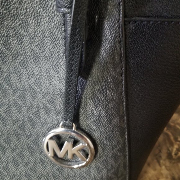 Michael Kors purse NWT - Picture 4 of 12